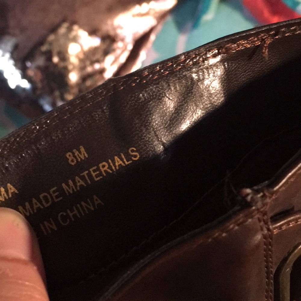 Boot - Picture 4 of 5